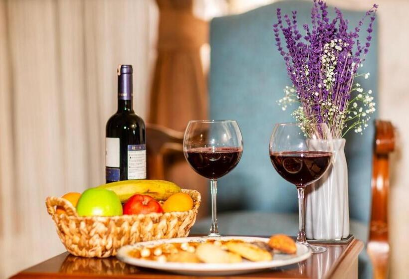 اتاق استاندارد, Imperial Cave Suites & Spa