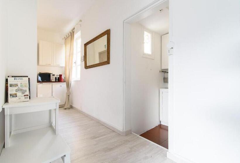 דירה בת חדר שינה 1 עם מרפסת, White Terrace Apartment Navona