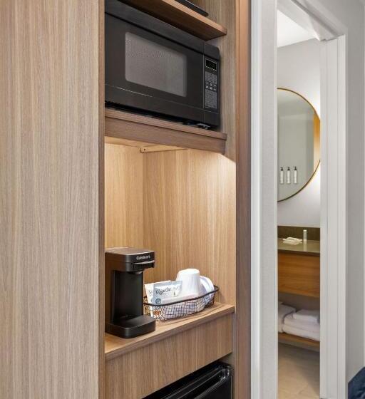 Люкс Кровать Кинг, Fairfield By Marriott Inn & Suites Baraboo