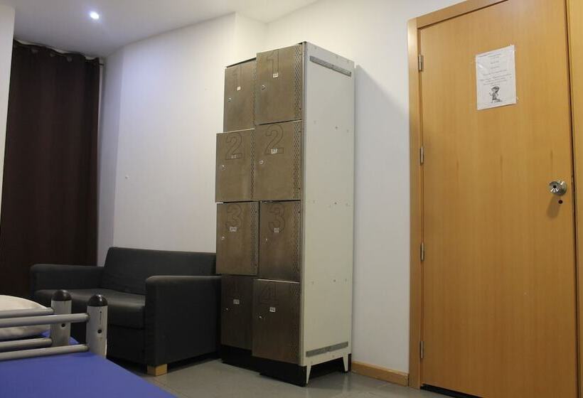 Номер Basic, Galaxy Star Hostel Barcelona