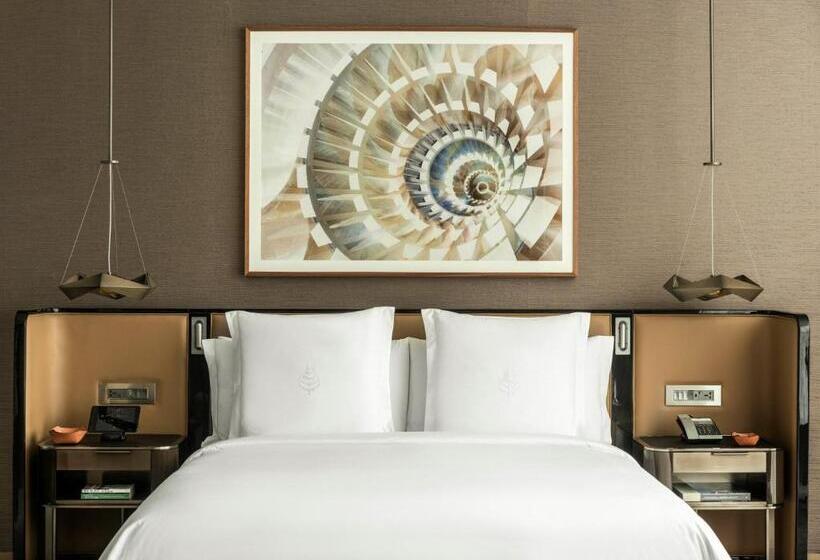 اتاق استاندارد با تخت بزرگ, Four Seasons Hotel Dubai International Financial Centre
