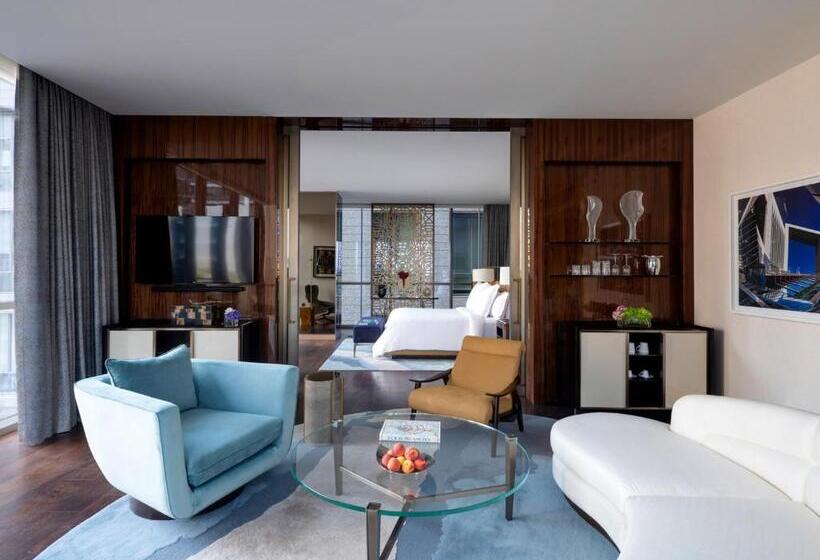 Люкс Повышенной Комфортности, Four Seasons Hotel Dubai International Financial Centre