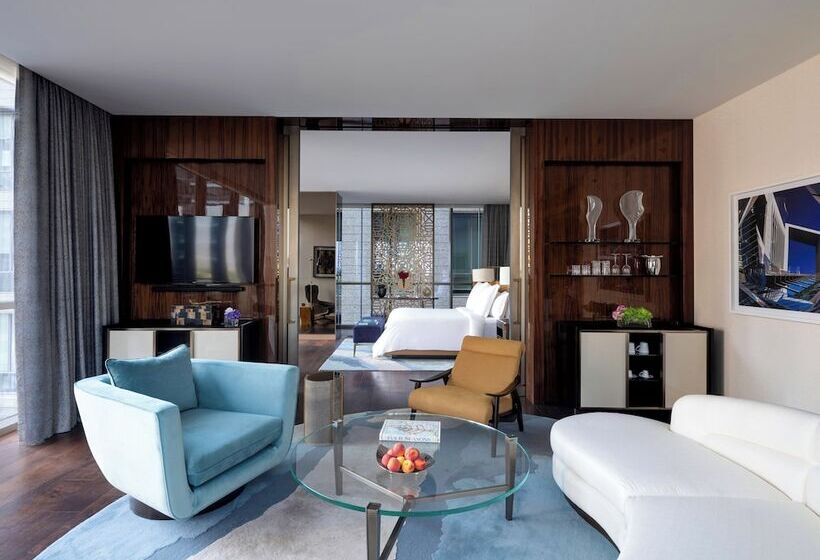 Люкс Повышенной Комфортности, Four Seasons Hotel Dubai International Financial Centre