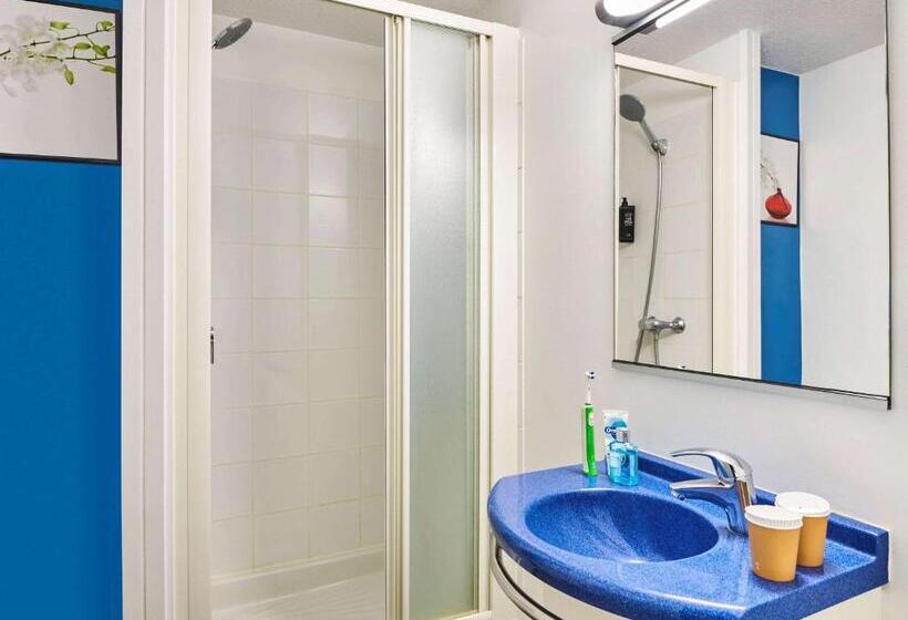 Апартаменты 2 Спальни, Ibis Budget Versailles Coignieres