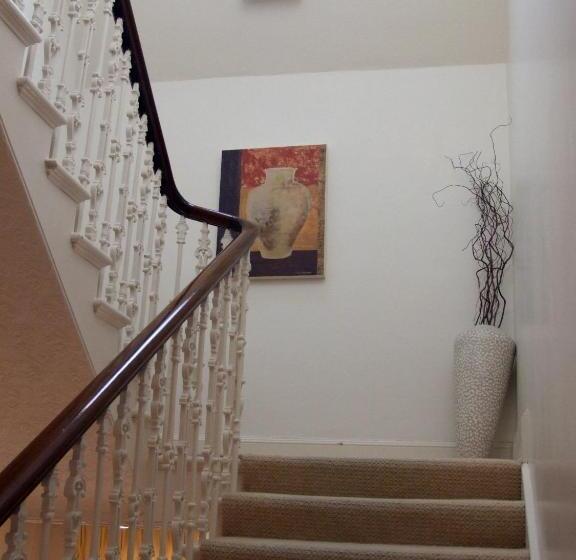 Quarto Estandar, Mckays