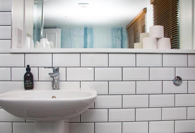 Quarto Superior, Mckays