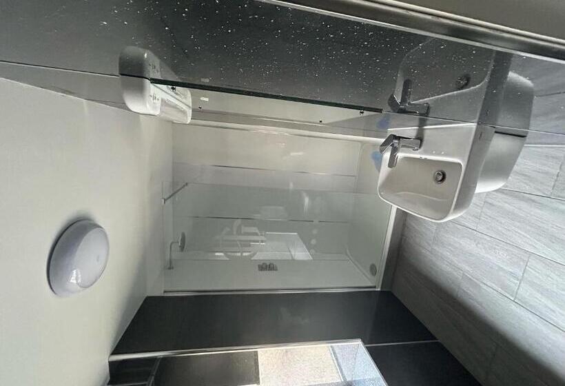 Номер Deluxe, The Grand