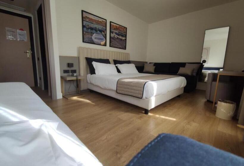 Номер Стандарт Трехместный, Vittoria Parc