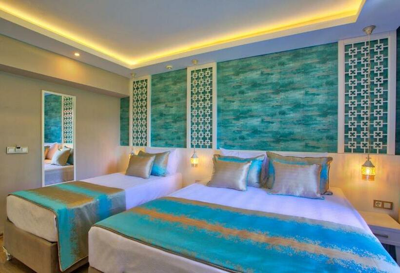 Standard Triple Room, Route Hotel Kaleici   Adult Only