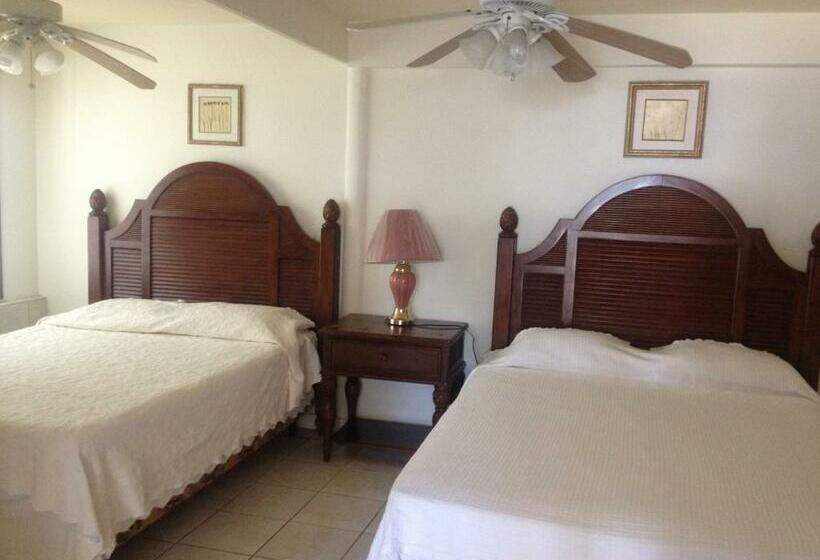 ویلای استاندارد 3 خوابه, Fosters West Bay Resort