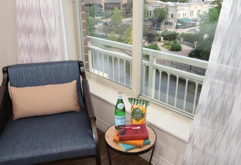 Standard Værelse King Size Seng, Indigo Naperville Riverwalk, An Ihg