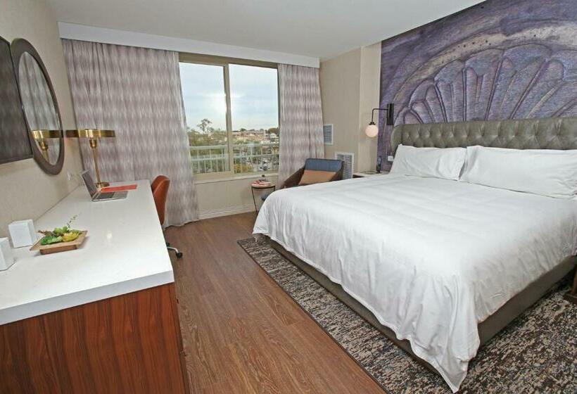 Deluxe Værelse King Size Seng, Indigo Naperville Riverwalk, An Ihg