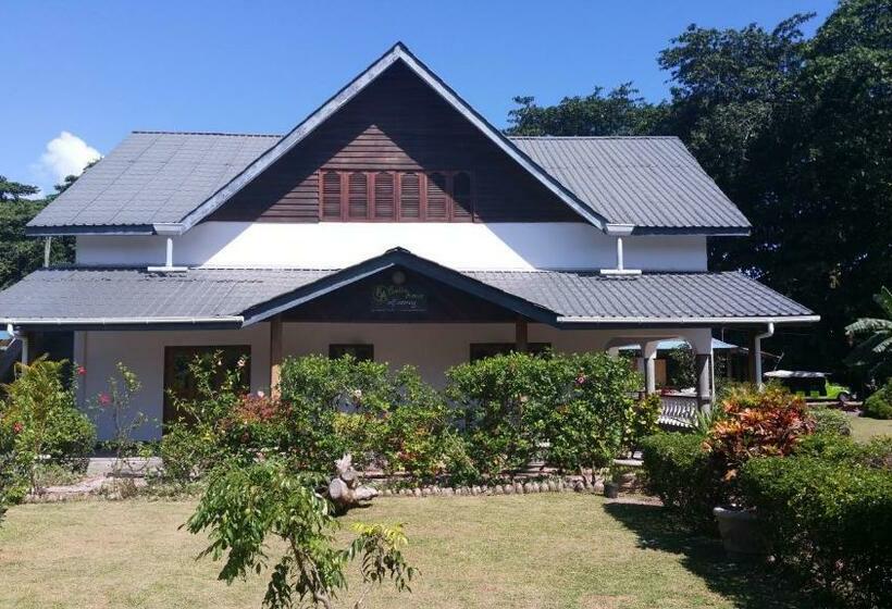 اتاق استاندارد, Le Relax Self Catering