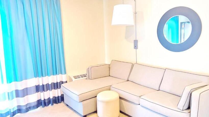 Люкс, Marina Bay Hotel & Suites, Ascend Hotel Collection