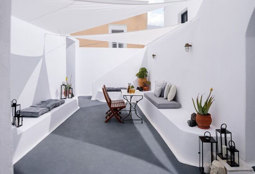 سوییت جونیور, Firalia, Casa In Rock Suites
