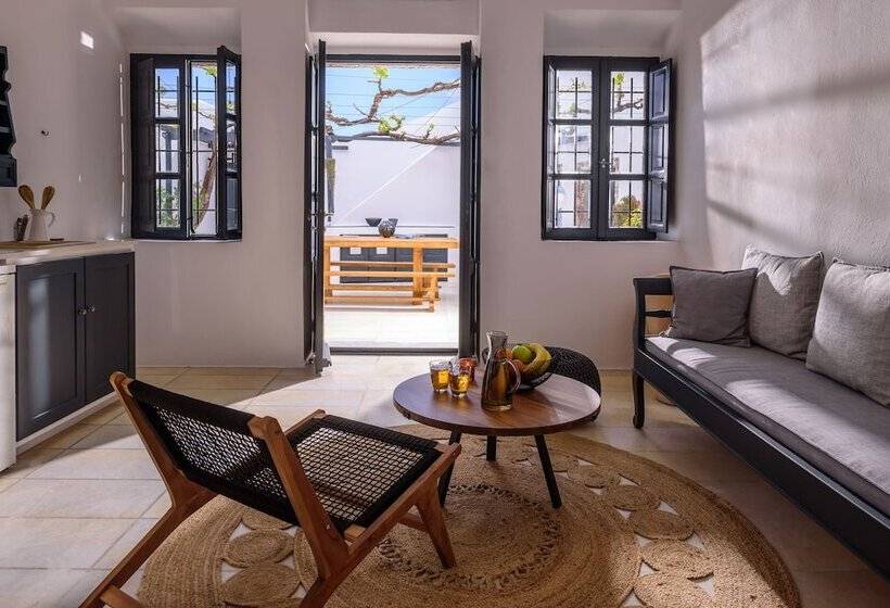 سوییت, Firalia, Casa In Rock Suites