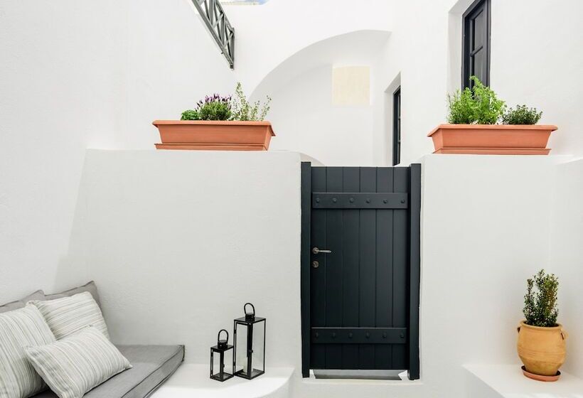 سوییت, Firalia, Casa In Rock Suites