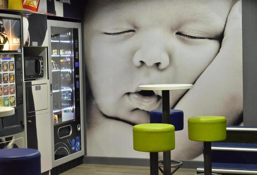 Номер Стандарт, Ibis Budget Pau Lescar