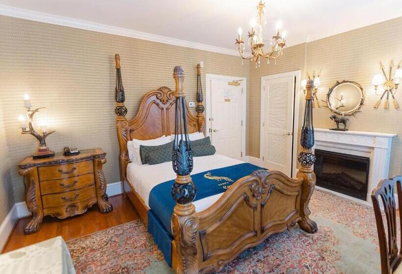 スタンダードルーム, 1840s Carrollton Inn