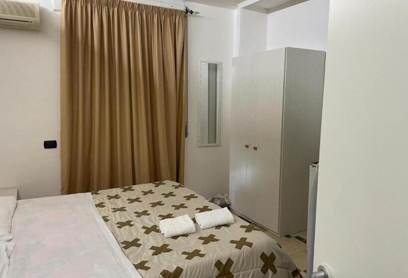 اتاق استاندارد, Solaris Paestum