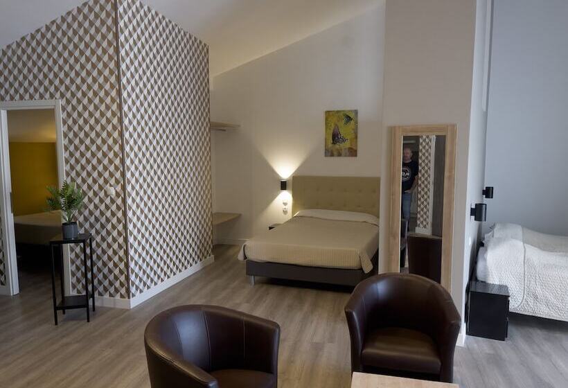 اتاق استاندارد یک نفره, Le Grand Hôtel Molière