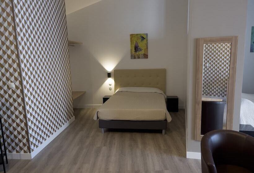 اتاق استاندارد یک نفره, Le Grand Hôtel Molière
