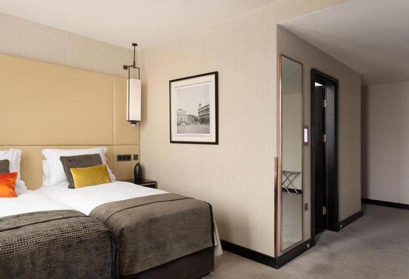 Номер Клуб, Montcalm Royal London House, London City
