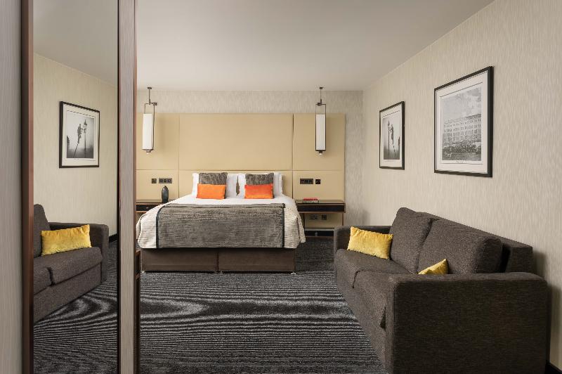 Полулюкс, Montcalm Royal London House, London City