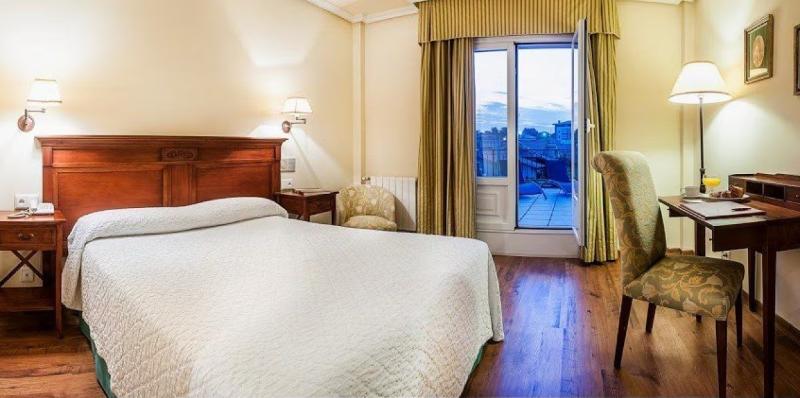 Полулюкс, Montcalm Royal London House, London City