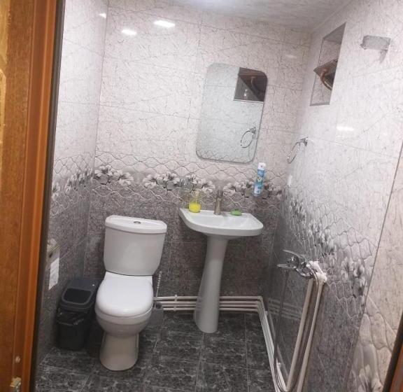 Номер Стандарт, Lucy B&b