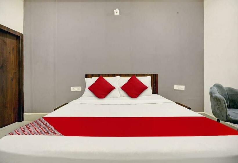 Трехместный Номер Классика, Oyo Flagship Inder Guest House