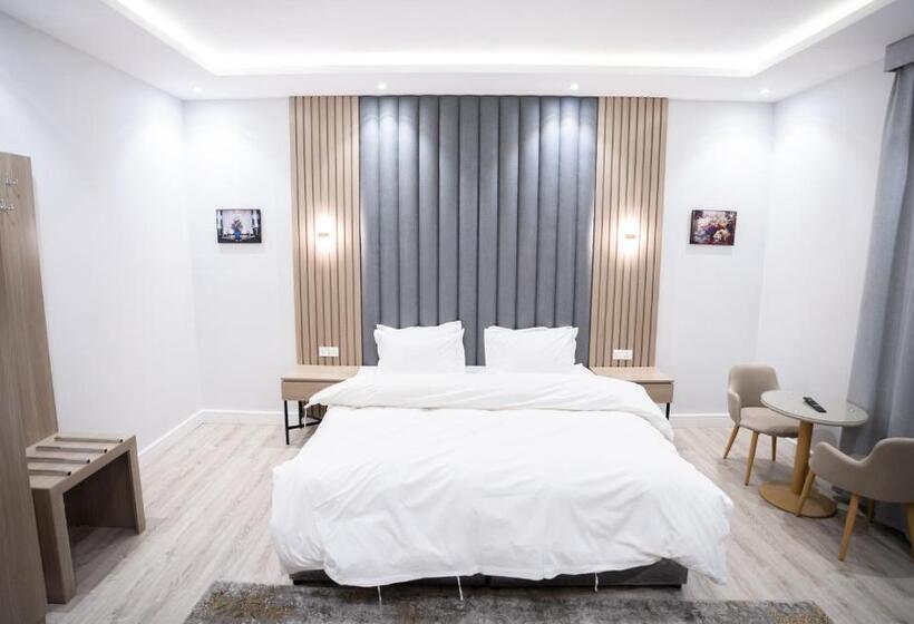 سوییت جونیور, البرج الازرق شقق فندقية Alburj Alazraq