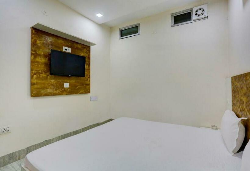 اتاق کلاسیک سه تخته, O R  Galaxy Guest House