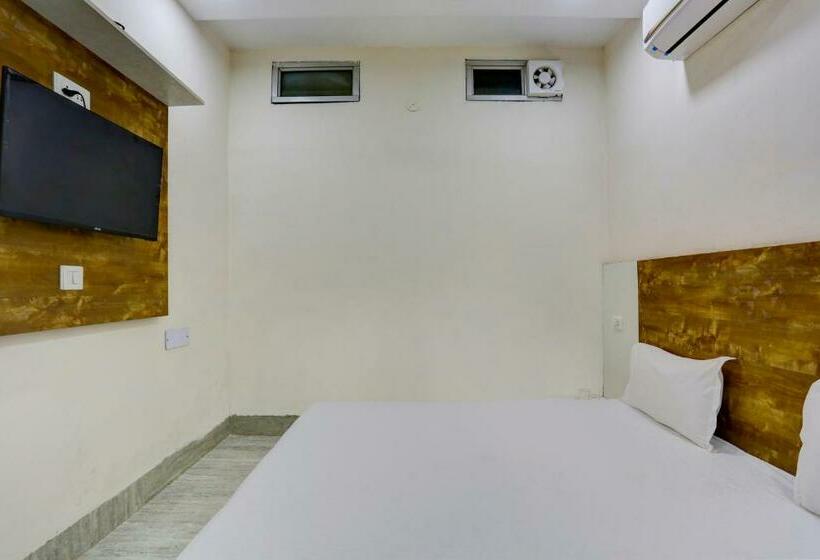 اتاق کلاسیک سه تخته, O R  Galaxy Guest House