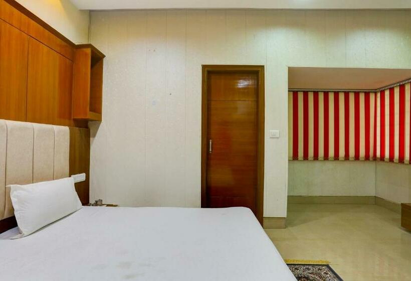 اتاق کلاسیک سه تخته, O R  Galaxy Guest House