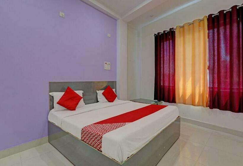 Трехместный Номер Классика, Oyo Flagship Holiday Banaras Stay