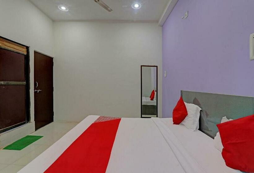 Трехместный Номер Классика, Oyo Flagship Holiday Banaras Stay