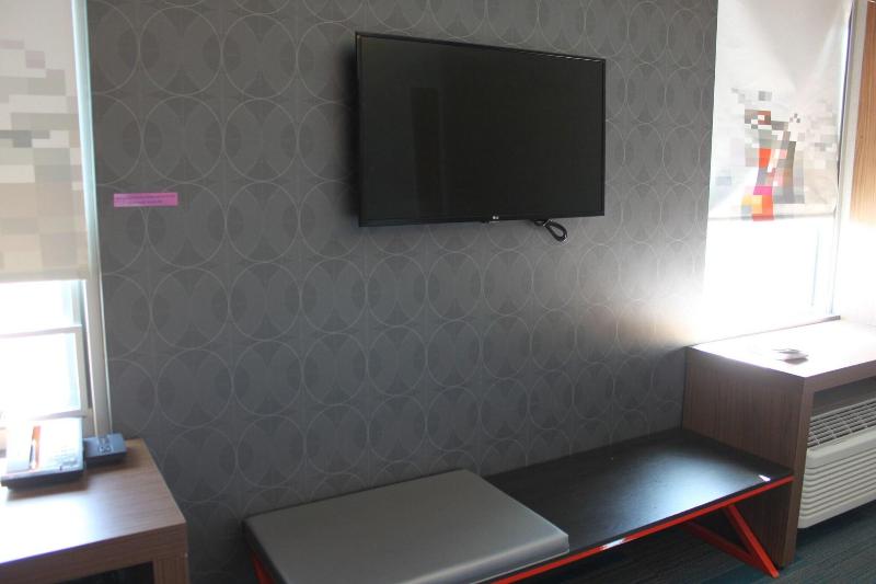 Номер Стандарт, Aloft Syracuse Inner Harbor