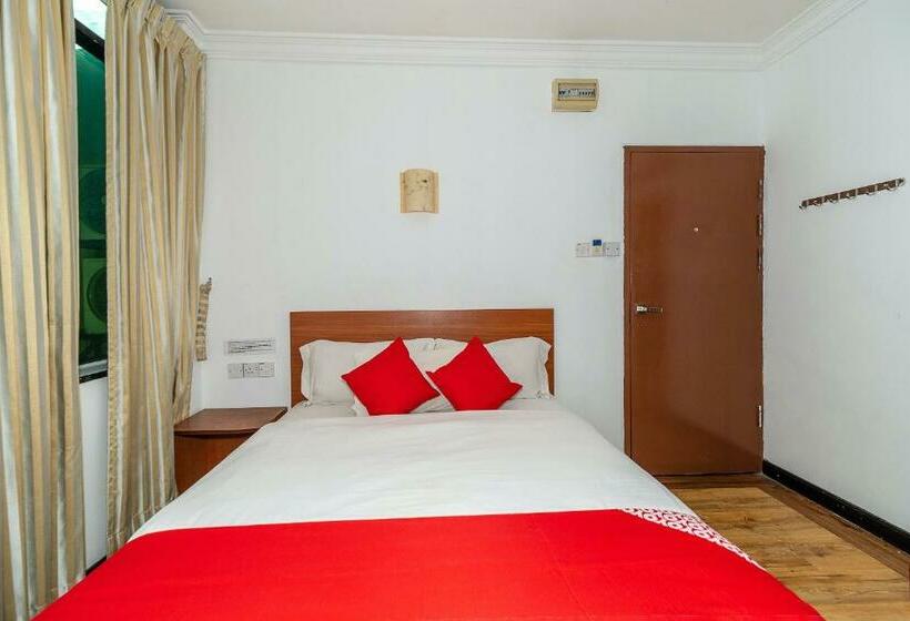 Quarto Deluxe, Switz Paradise