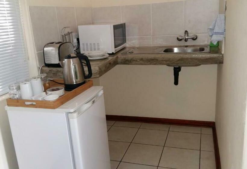 Номер Deluxe, The Guest House Pongola