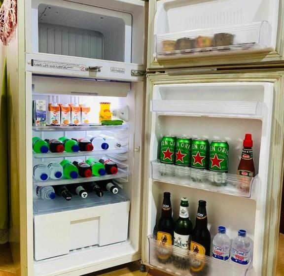 Apartamento 1 Dormitório com Sacada, Antonio Transit Katunayake