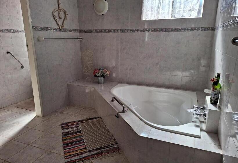 Номер Стандарт, Emani Guest House