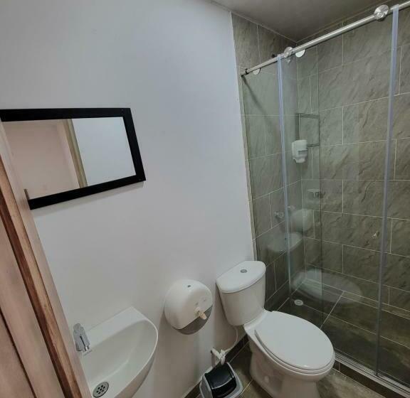 四人标准间, Casona Hotel La Divisa