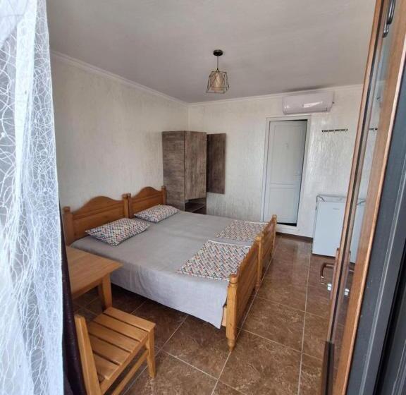 اتاق استاندارد, Gocha Guest House