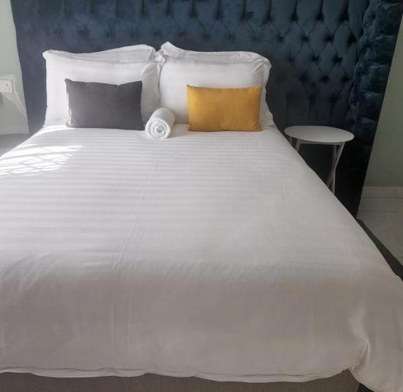 اتاق استاندارد یک نفره, Josmot Guest House