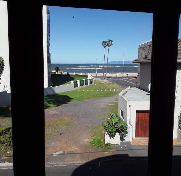 Семейный Номер Вид на Море, Beach Haven Sea Views, Fritzandi, Strand, Cape Town