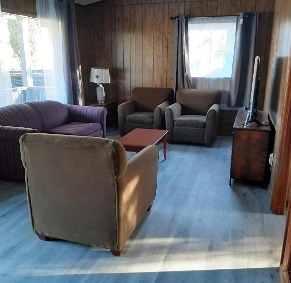 کلبه ییلاقی, Timber Ridge Lodge Gatlinburg