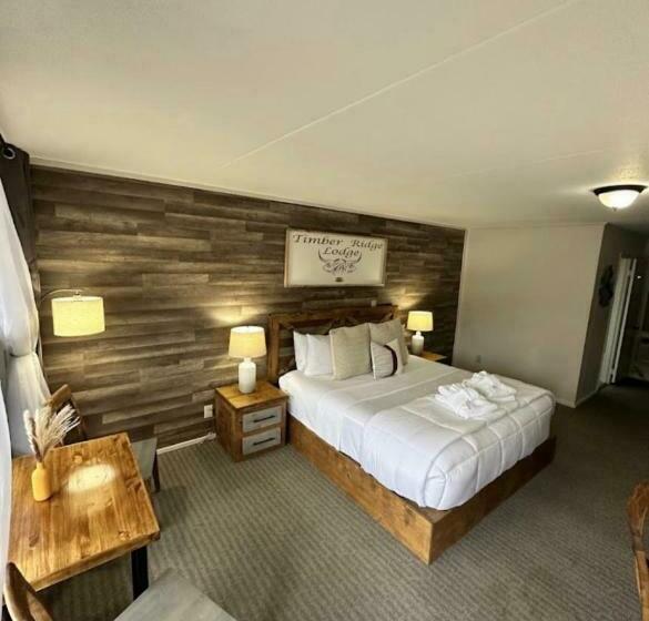 سوئیت با تخت بزرگ, Timber Ridge Lodge Gatlinburg