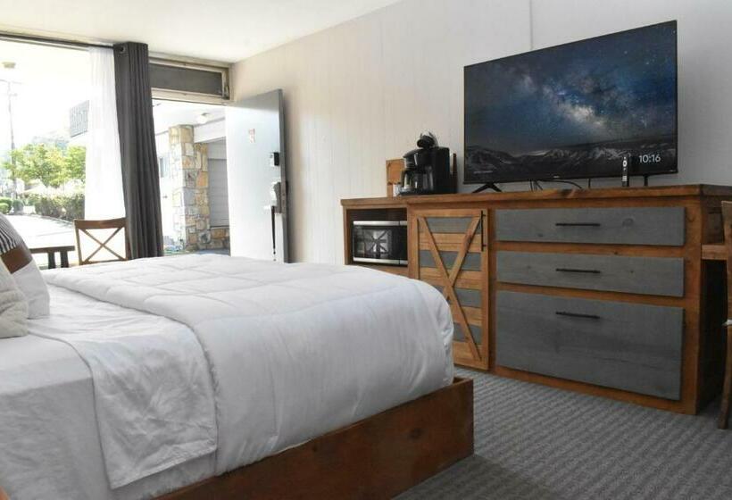 اتاق استاندارد, Timber Ridge Lodge Gatlinburg