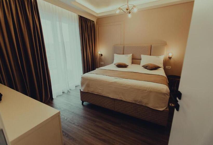 اتاق استاندارد با بالکن, Avangarde Sea Luxury Apartments